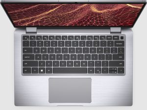 Intel® Core™ i7-1265U   1 8 - 3 6 GHz   10-Core (2C+8c 12T)   Turbo Speed 4 8 GHz  16 GB LPDDR4 vgrajen (ONBOARD)  512 GB NVMe SSD  35 6 cm (14 0)  Sijajni (BrightView  gloss)  na dotik  FHD   1920 x 1080  Intel® Iris® Xe Graphics  HDMI  Thunderbolt  1x USB  Osvetljena tipkovnica  Bluetooth  Brez sistema (licenčna nalepka Win10P)